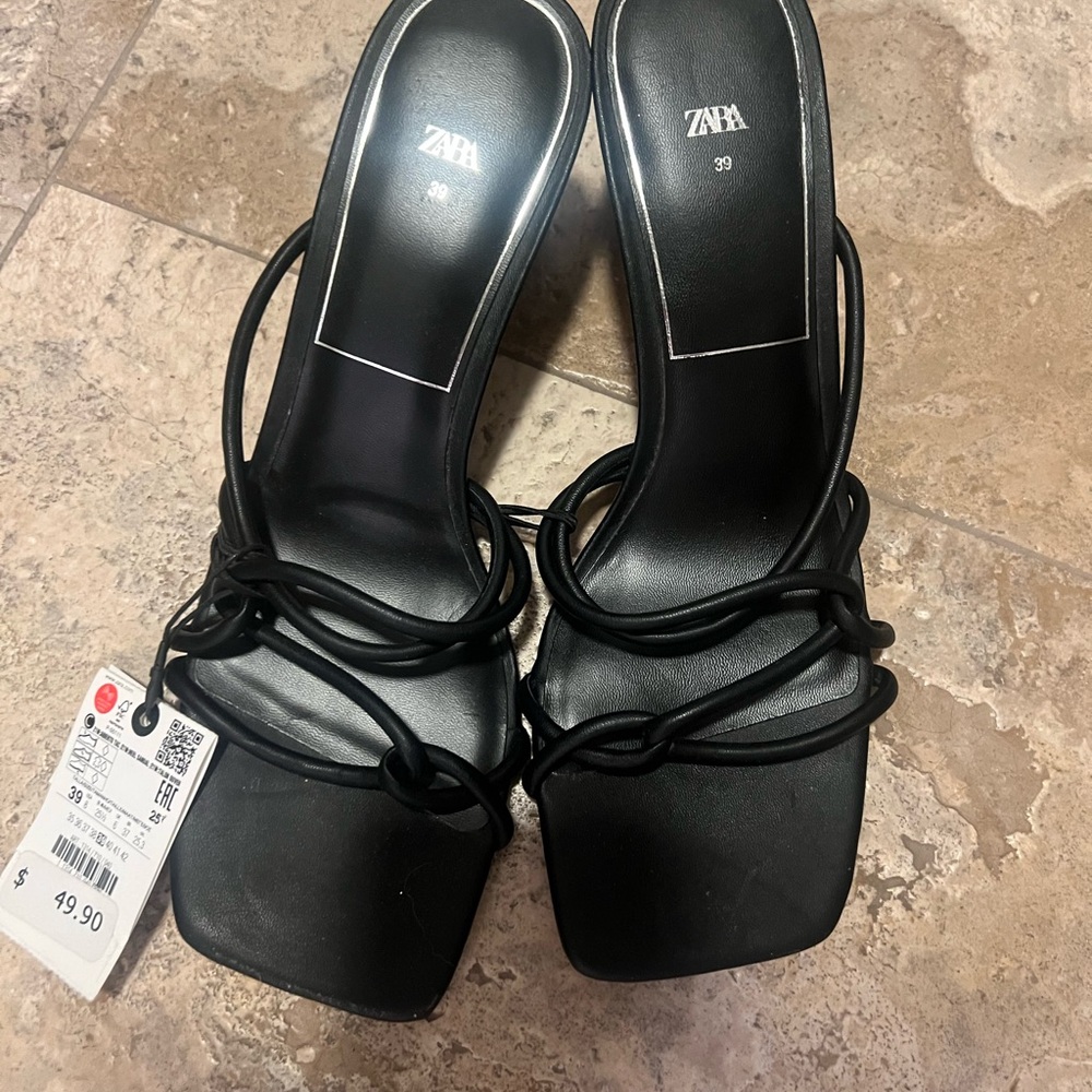 Zara Black Women's Strappy Sandals